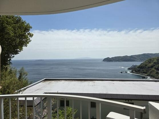 無料送迎バス　温泉大浴場　食堂　ケアリゾート熱海