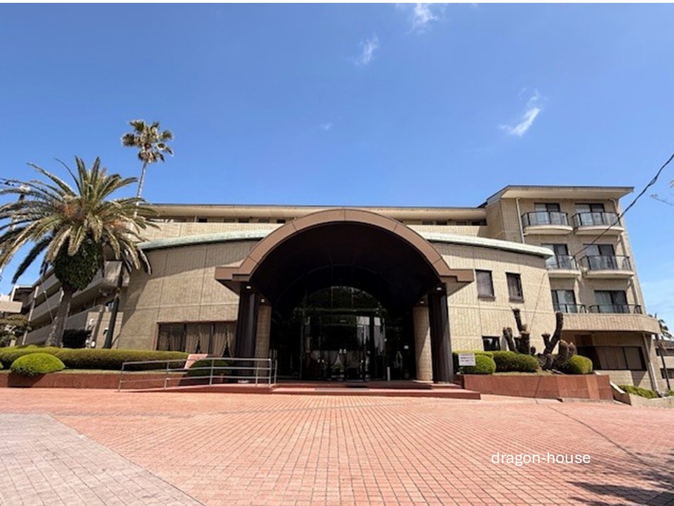 伊豆高原 ペット可 マンション 温泉付き｜大室山近くのリゾート物件「ロワジール伊豆高原」セカンドハウス・移住にもおすすめ