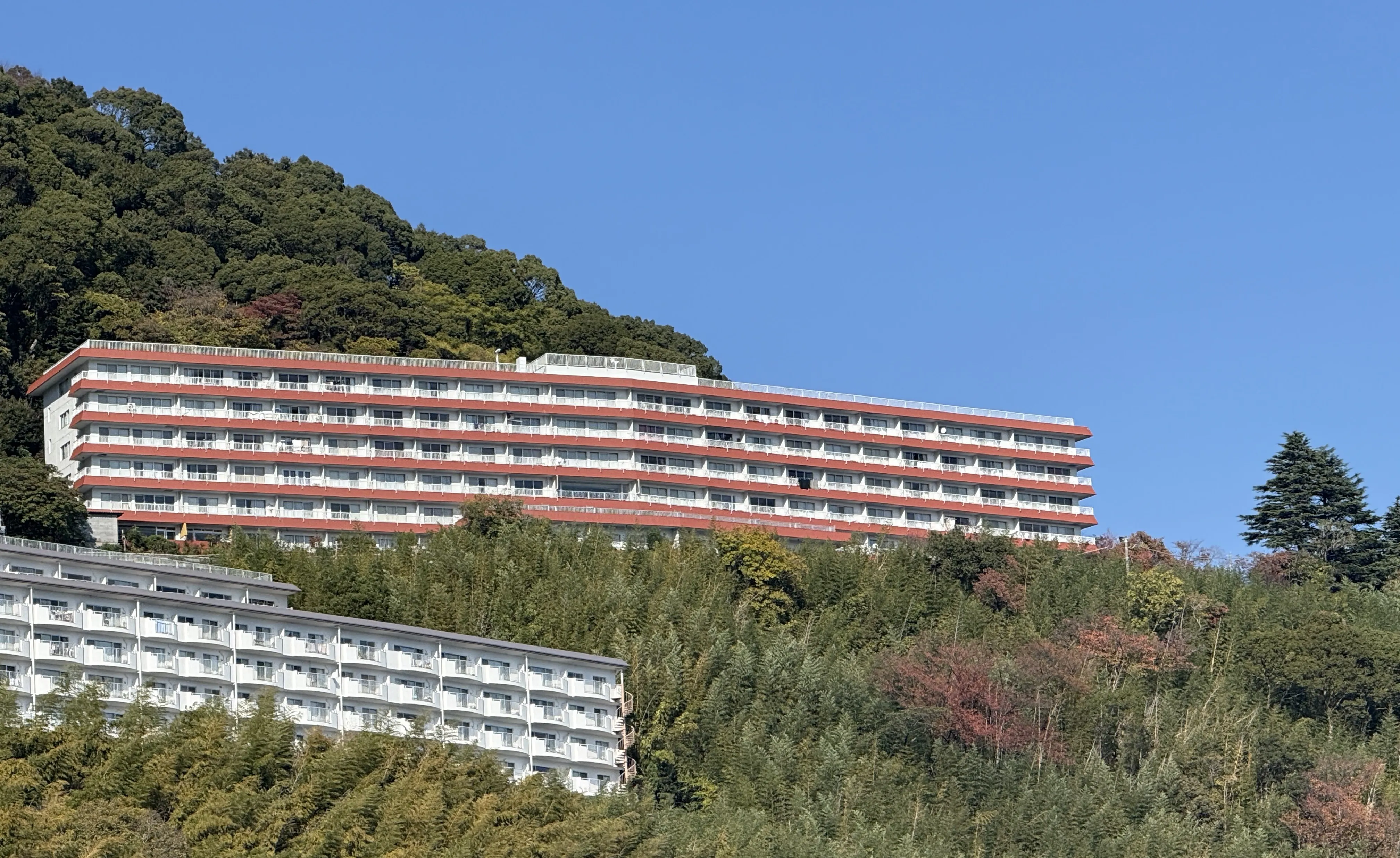 ブルーシー熱海｜相模湾望む高台｜南東向きリゾートマンション｜熱海リゾート