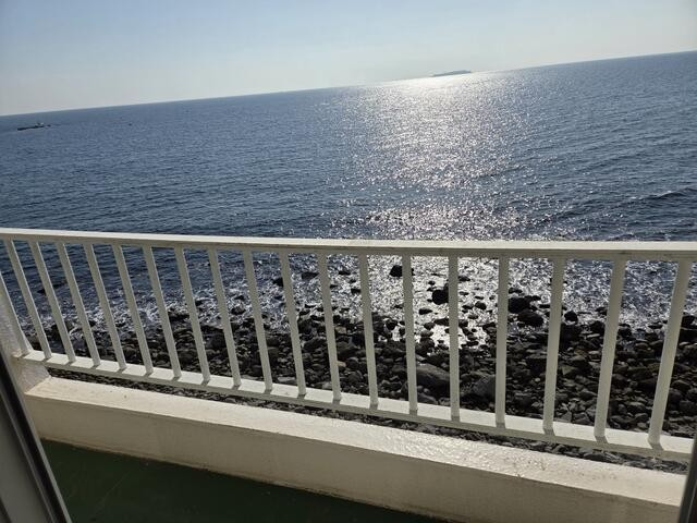 中銀ライフケア熱海白石　シニア向けケアサービス付きマンション